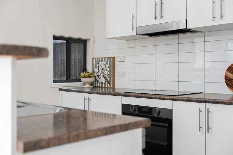 28 Eric De Salis Street, photo 9 of 12