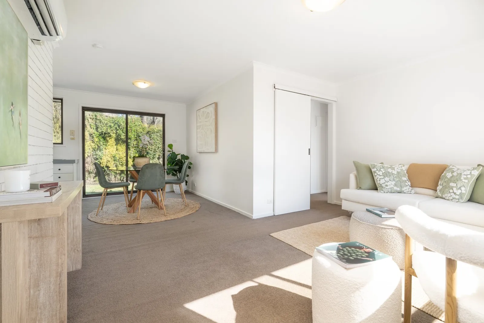 46 Dexter Street, photo 2 of 12