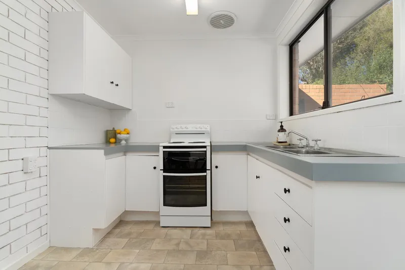 46 Dexter Street, photo 5 of 12