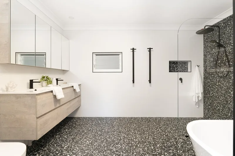 63 Scenic Crescent, photo 11 of 12