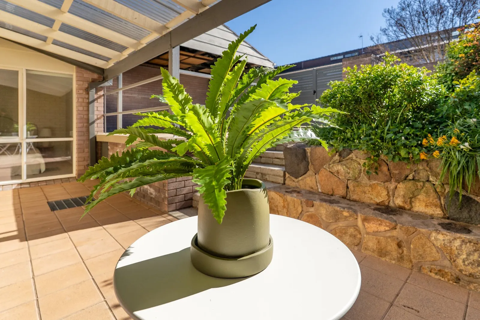 31 Jewell Close, photo 2 of 12