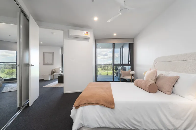154/15 Irving Street, photo 3 of 12