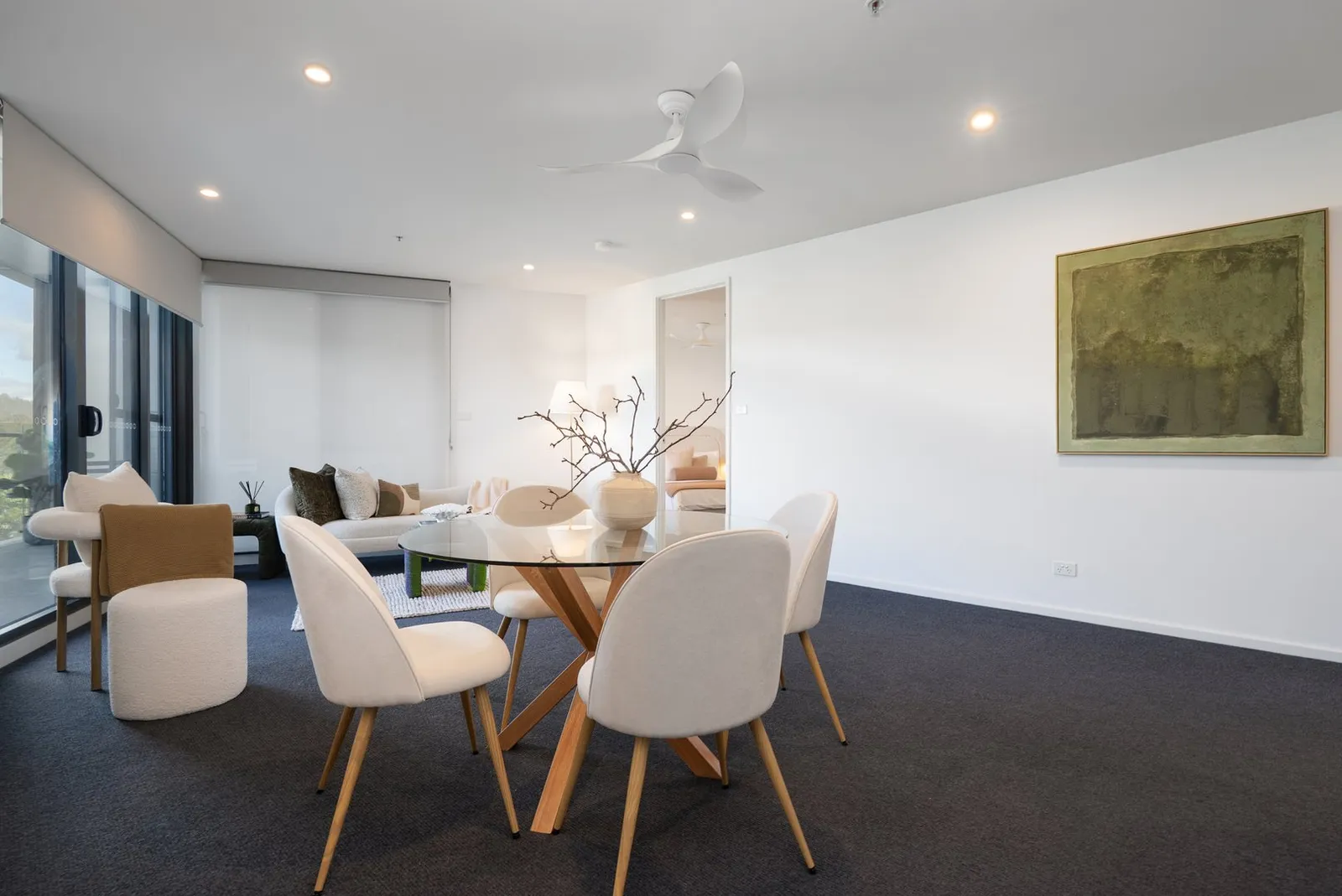 154/15 Irving Street, photo 6 of 12