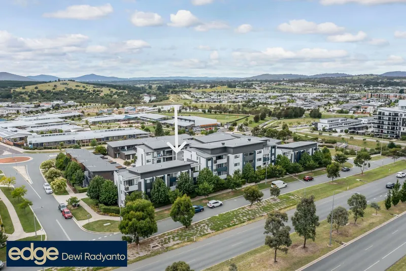 19/60 John Gorton Drive, photo 3 of 12