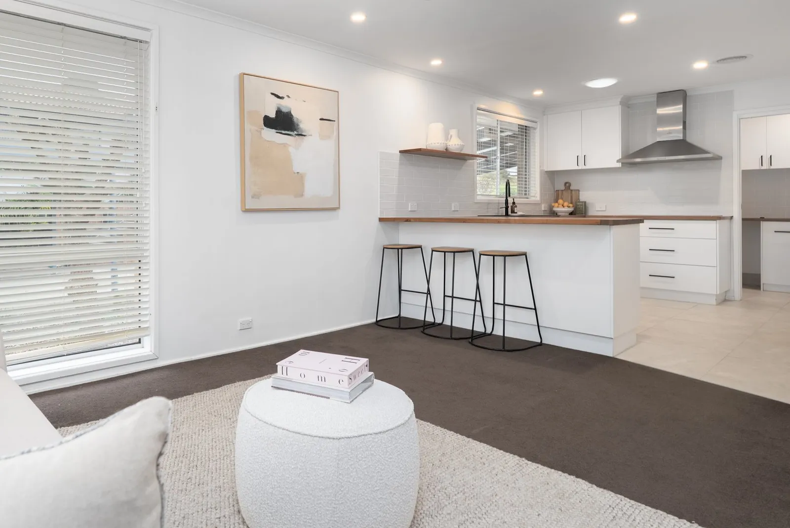 69 Maxworthy Street, photo 2 of 12