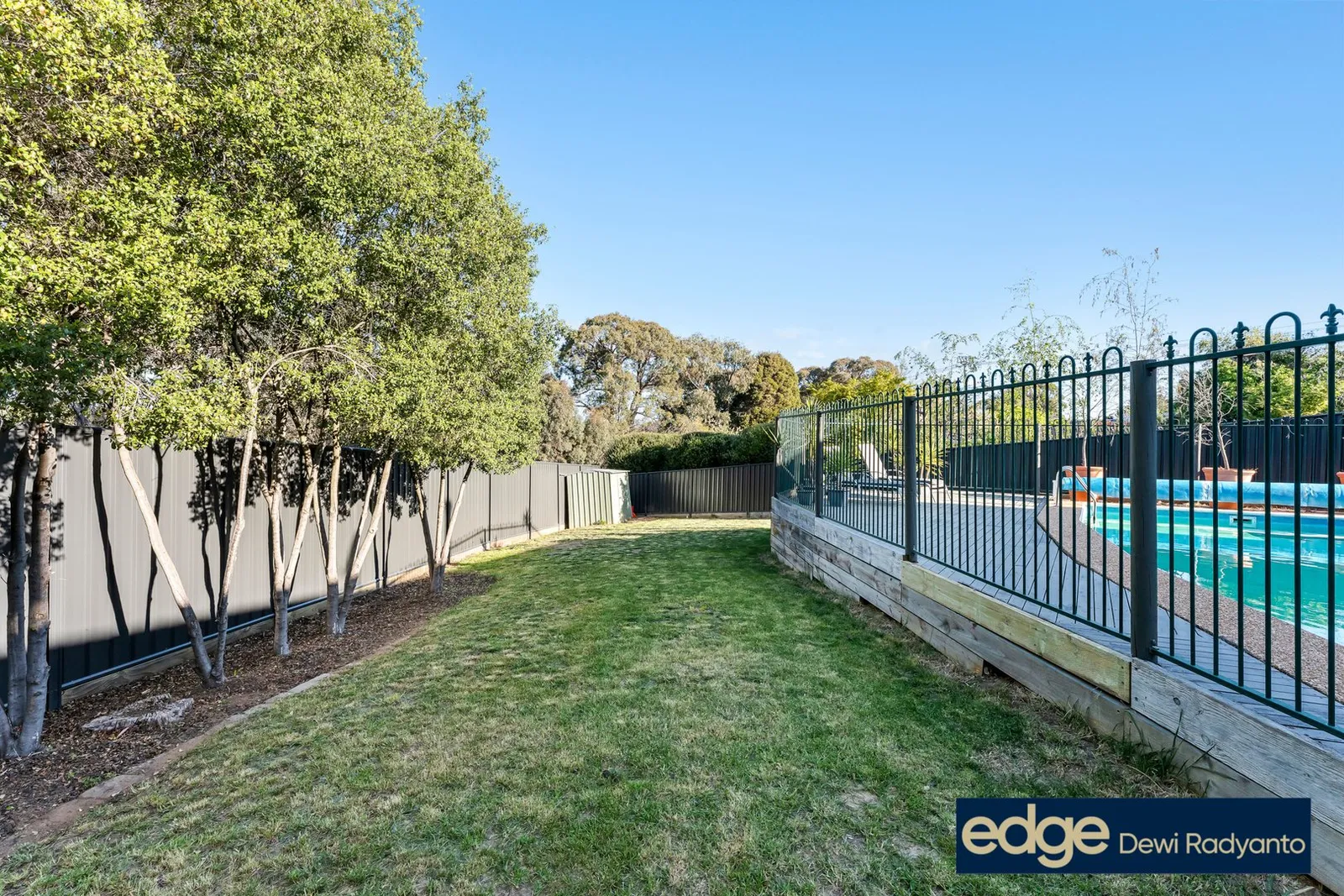 17 Trenwith Close, photo 2 of 12