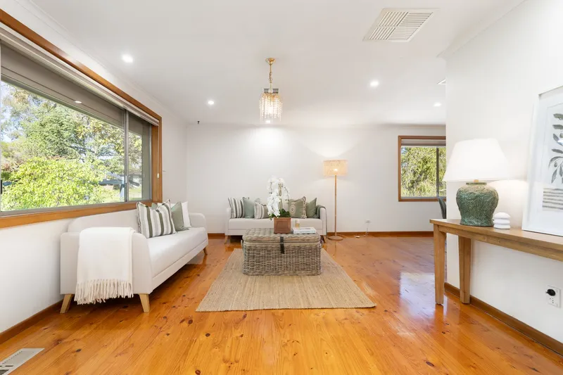 2 Larakia Street, photo 9 of 12