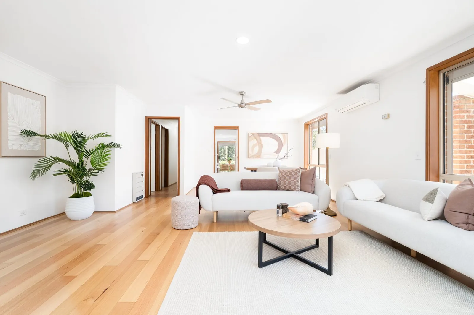 34 Scratchley Place, photo 2 of 12