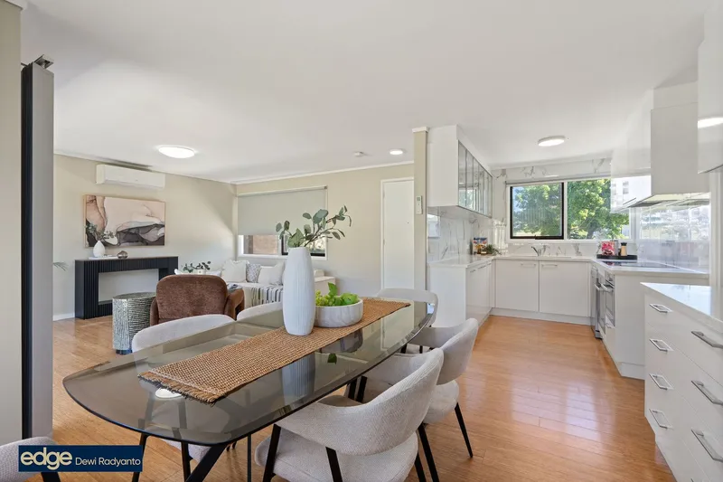 14 Moulder Court, photo 3 of 12